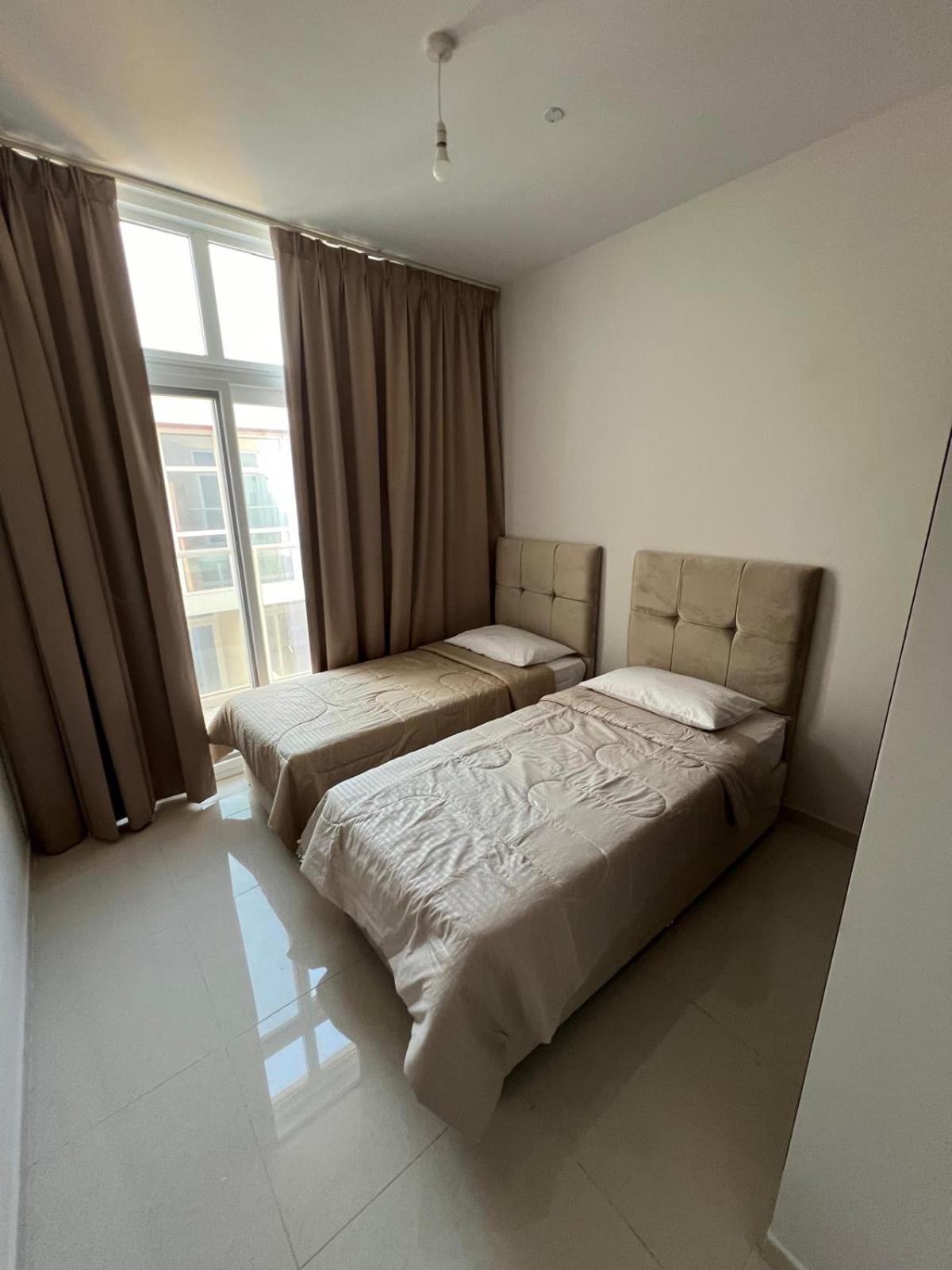 Villa Townhouse Damac Hills 2 迪拜 外观 照片